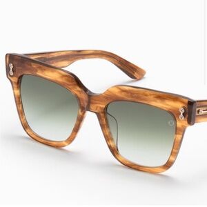 Akoni Lyra Oversized Sunglasses